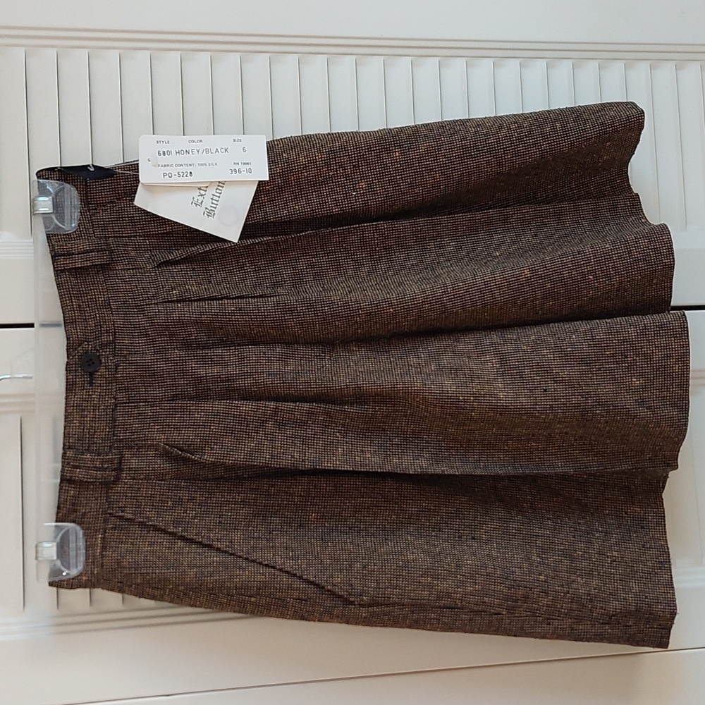 NWT Vintage Doncaster Silks 100% Silk Shorts